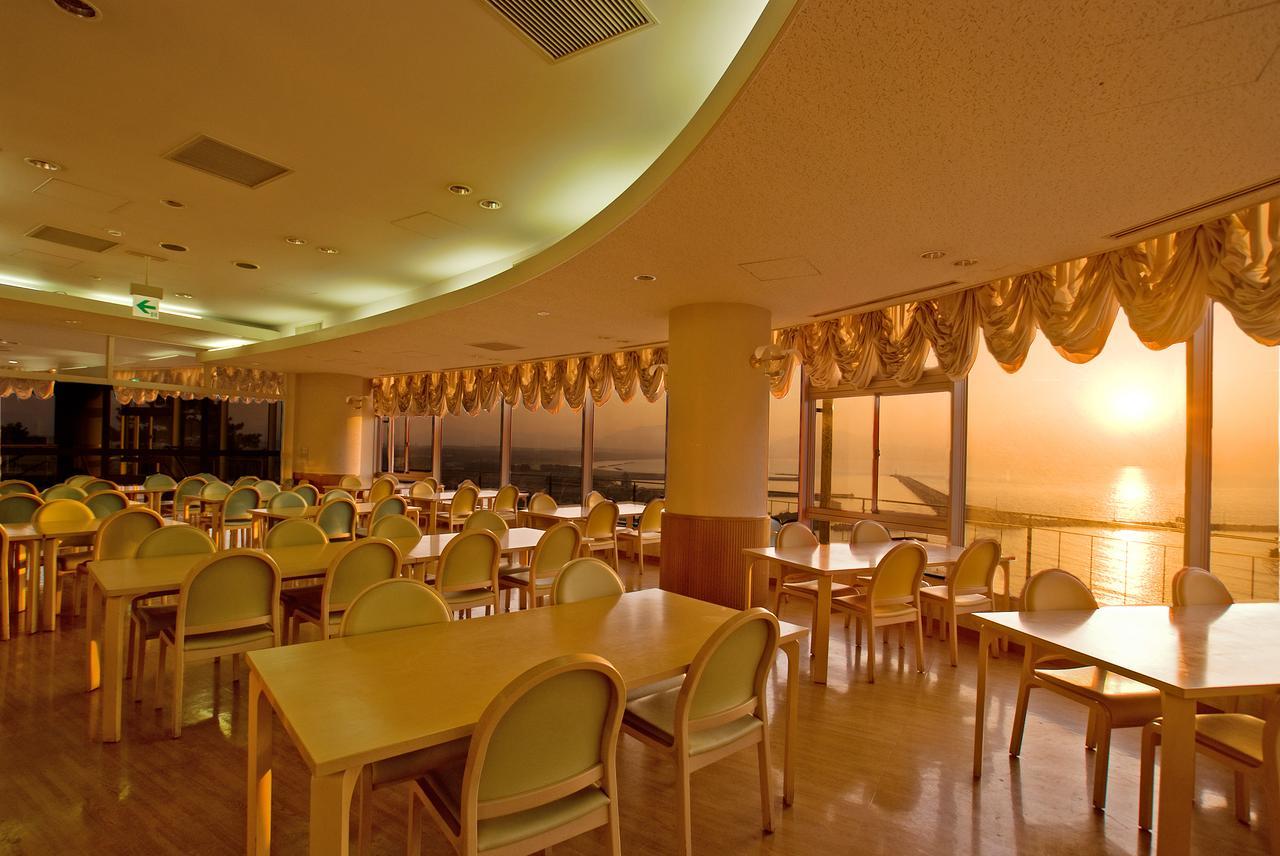 Kokumin Shukusha Marine Terrace Ashiya Hotell Kitakyūshū Exteriör bild